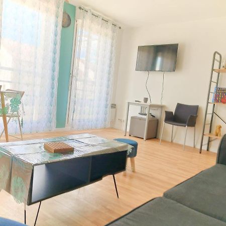Charmant Appartement Sur Sottevilles Les Rouen Bagian luar foto